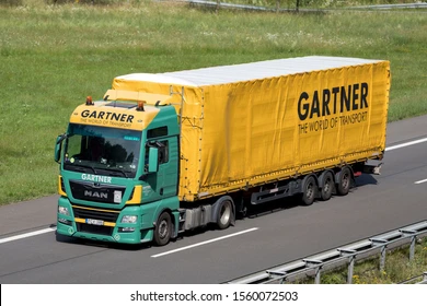 Senior software engineer