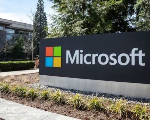 Service Engineer in Microsoft 