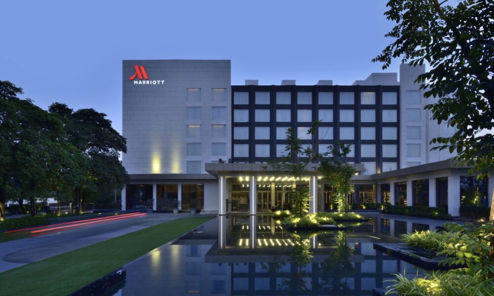 Front Office Associate